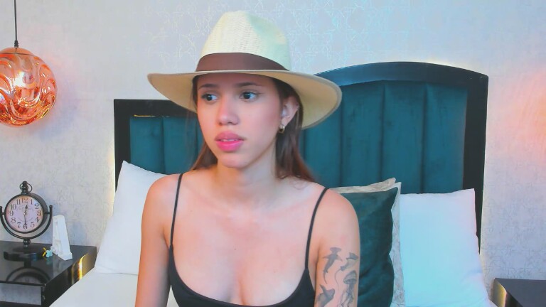 AriadnaOwenss's Streamate show and profile