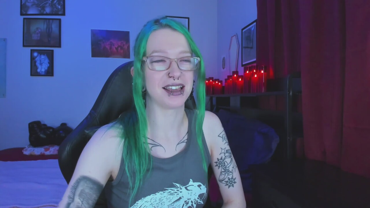 NikkiVill