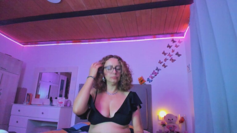 Lunajolie's Streamate show and profile