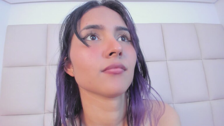 SamanthaLevy's Streamate show and profile