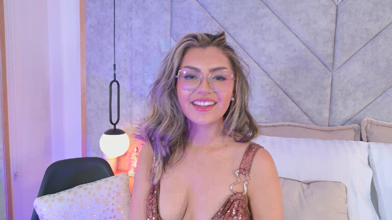 IsaRose's Streamate show and profile