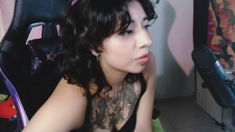 Jaade18's Streamate show and profile