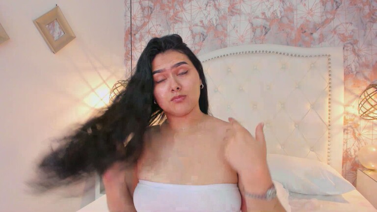 SaharaLyn's Streamate show and profile