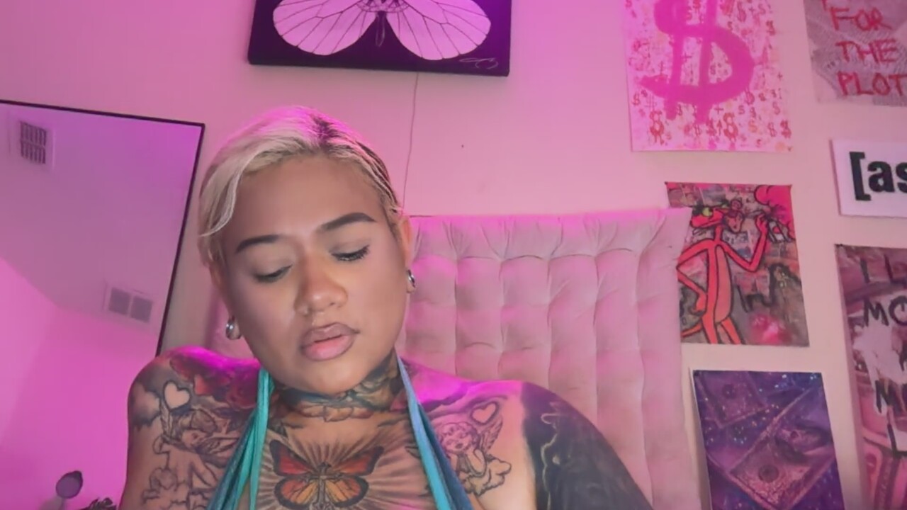 AshleyAve