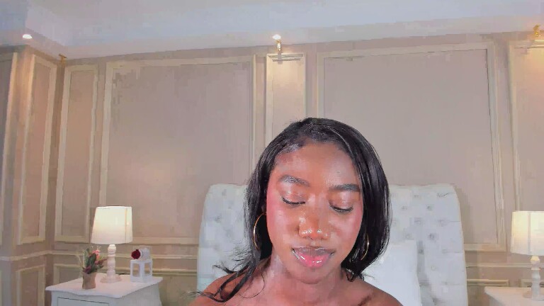 LunaRosel's Streamate show and profile