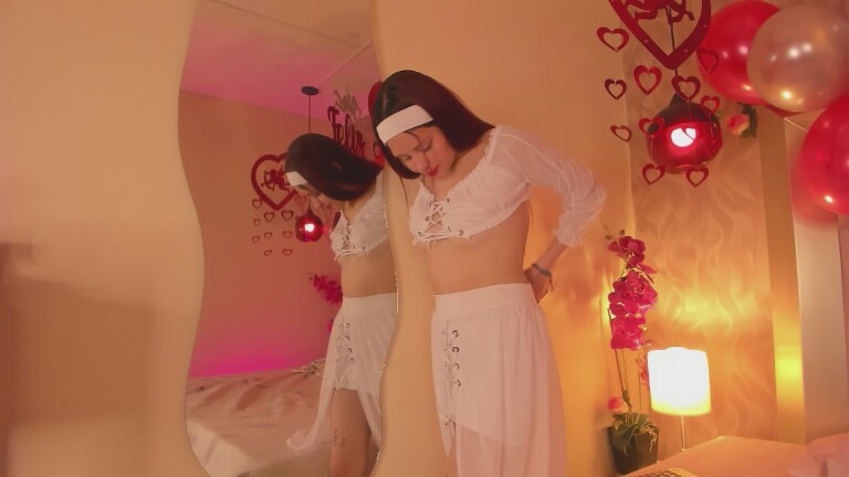 LeslyGraay's Streamate show and profile