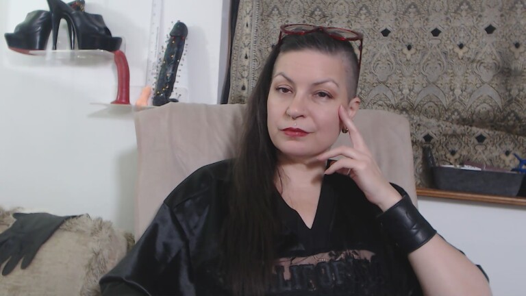 TheeLadyKatrina's Streamate show and profile