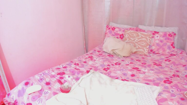 Peachy_hot's Streamate show and profile