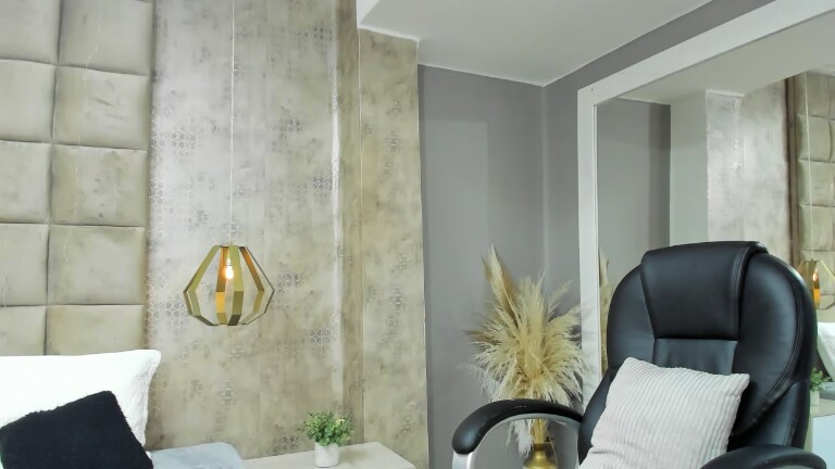 sofiarivero's Streamate show and profile