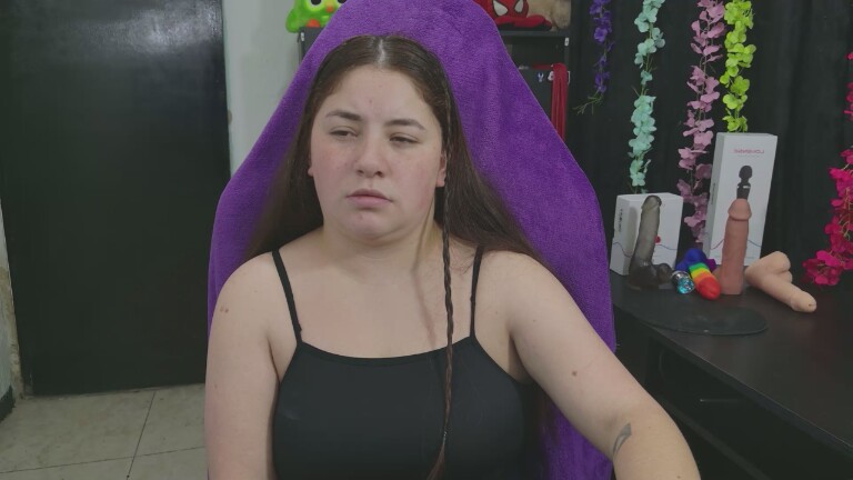 annbronw's Streamate show and profile