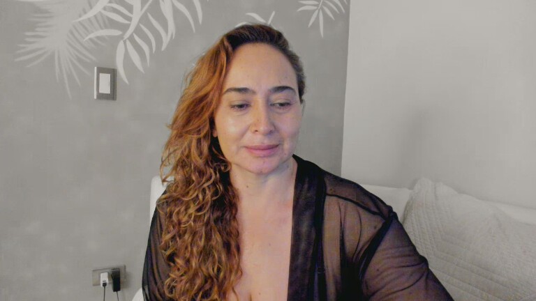 marlasweet18's Streamate show and profile