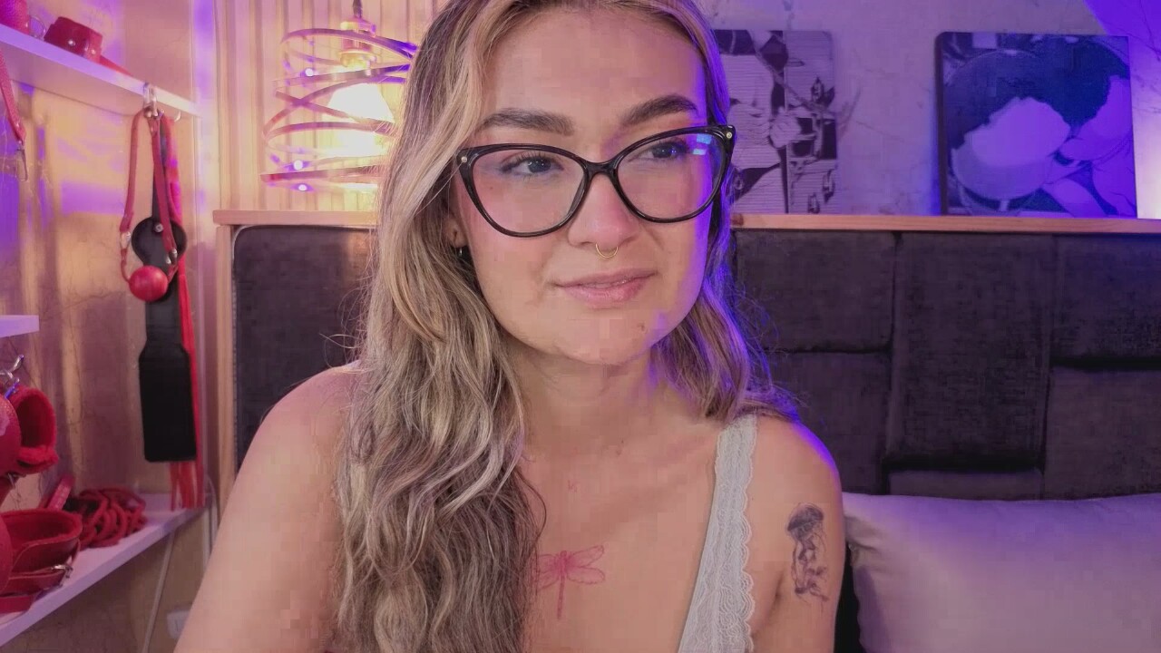 Victoria_Lennoxx