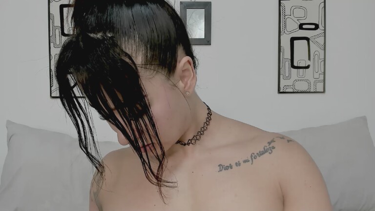 AngelMartins's Streamate show and profile