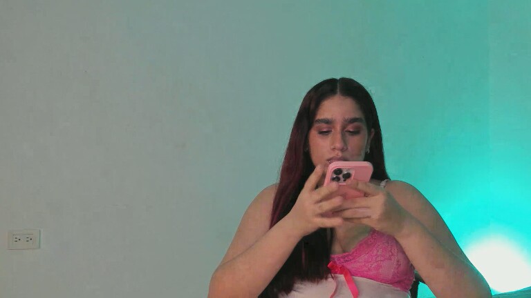 LlilyEvans's Streamate show and profile