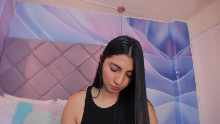 ViolletaRosse's Streamate show and profile