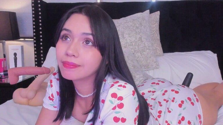 EmilyBlack69's Streamate show and profile