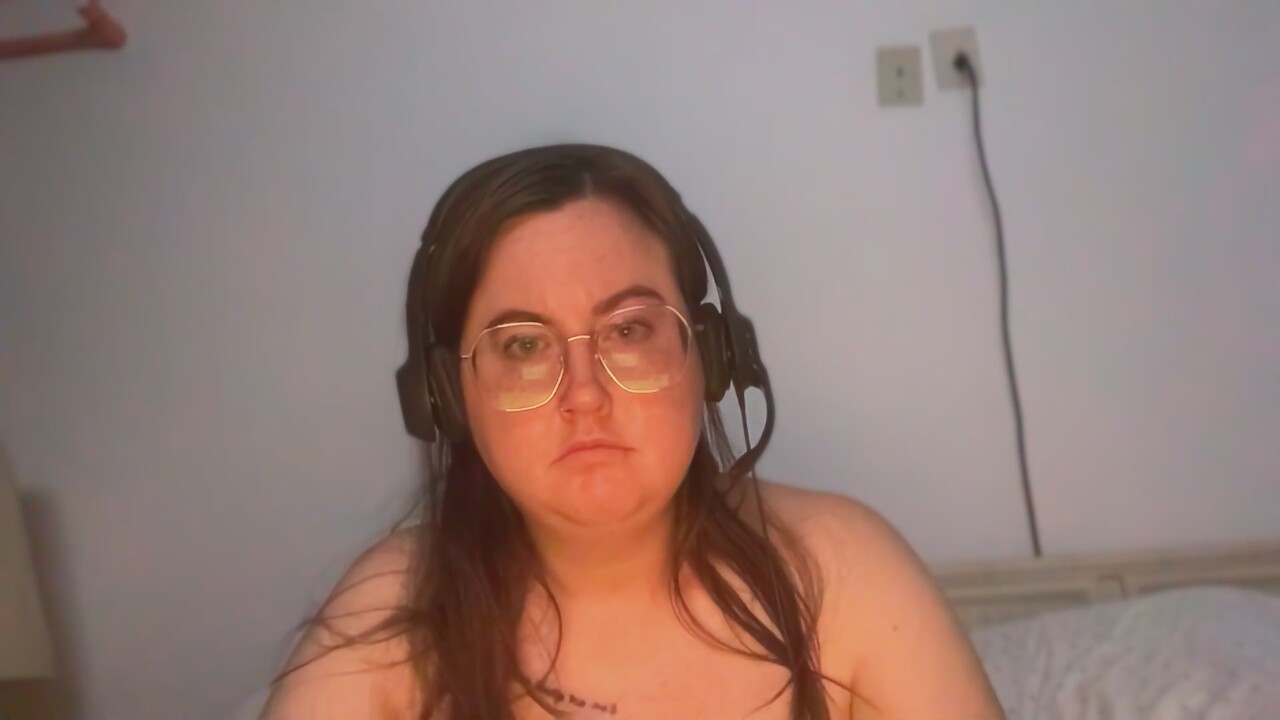 happylilcamgirl