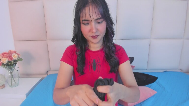 SamanthaLevy's Streamate show and profile