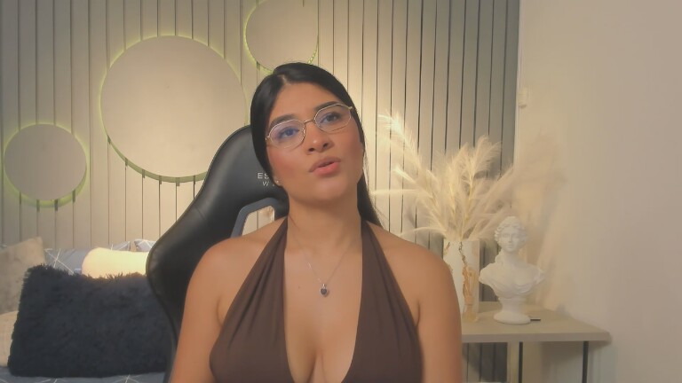 AmelieCroftt's Streamate show and profile