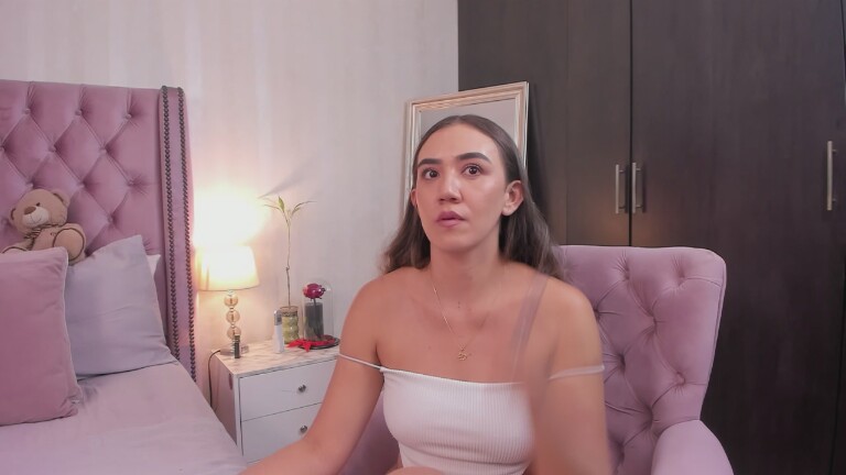 natashaleightt's Streamate show and profile