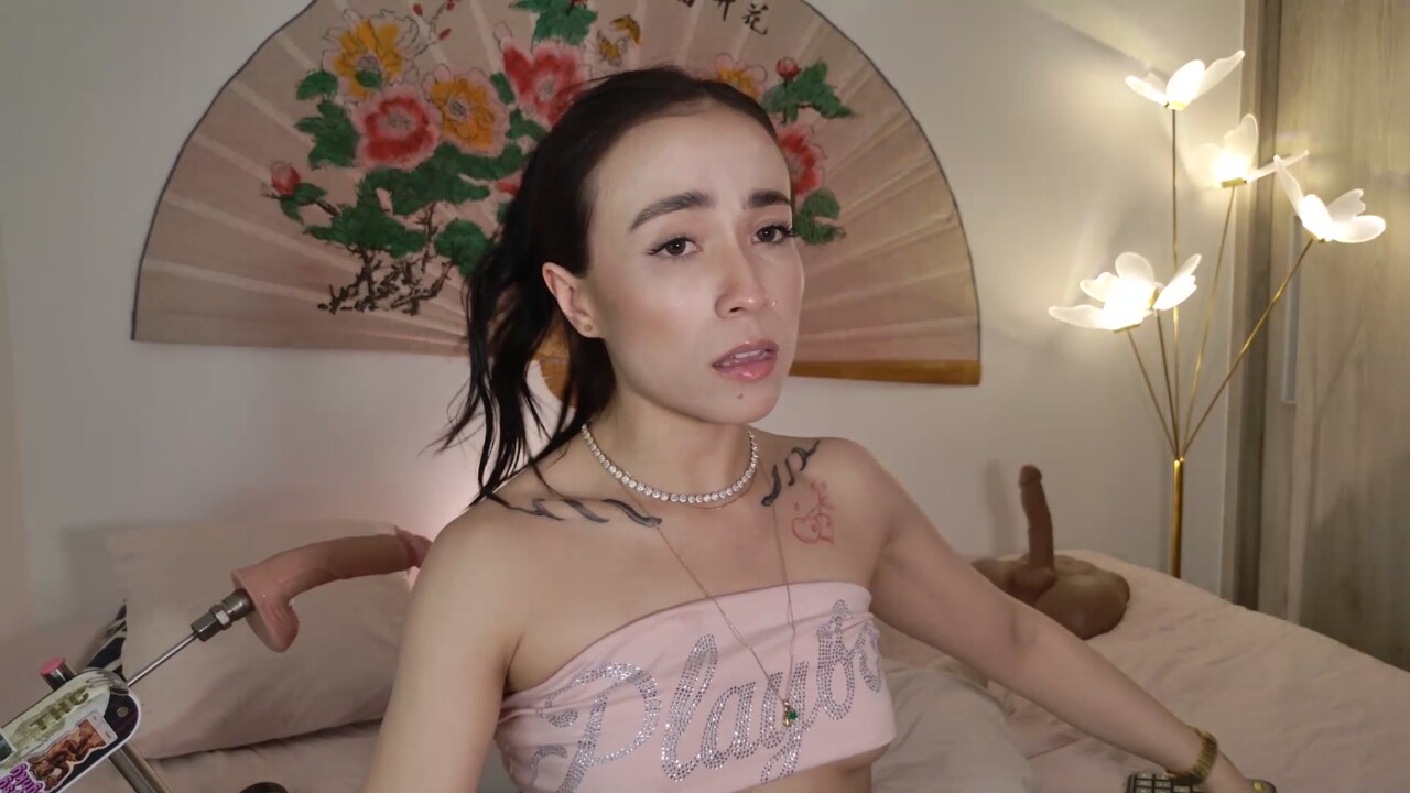 SweetSara33