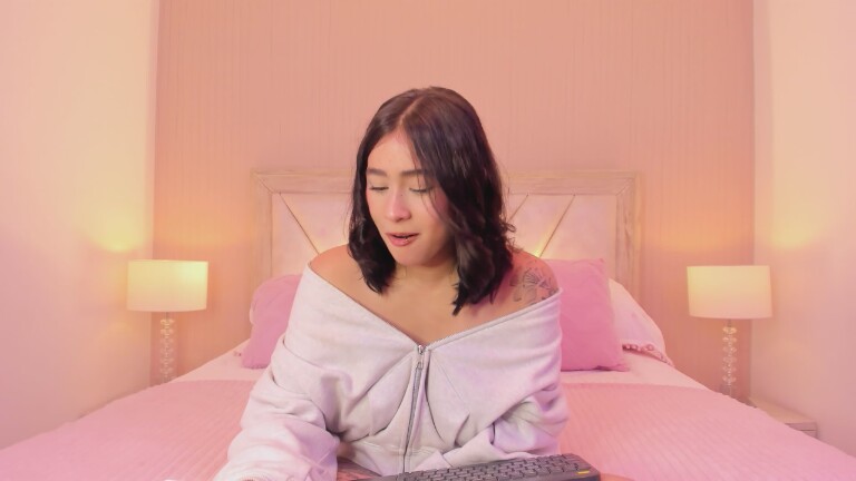 SophiaColinns's Streamate show and profile