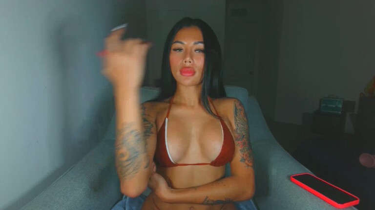 ExoticArya's Streamate show and profile