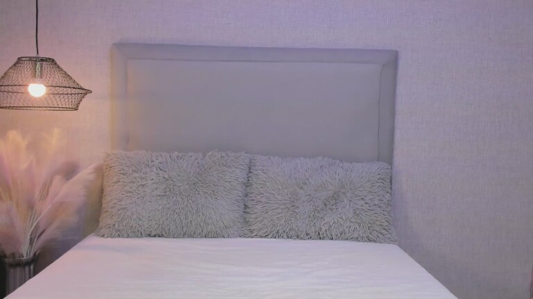 Anna_Velvet's Streamate show and profile