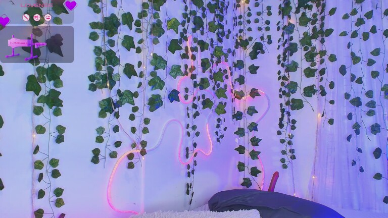 SamiiEvans's Streamate show and profile