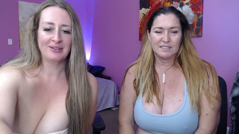 Your_Girl_Sam's Streamate show and profile