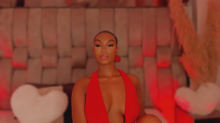 ChaynnaCooper's Streamate show and profile