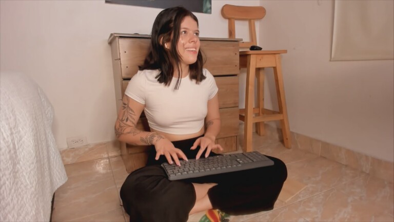 amy_bubble's Streamate show and profile