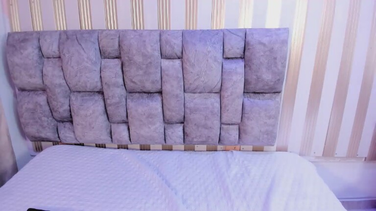 nova_lanee's Streamate show and profile