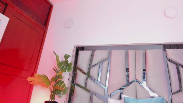 Lanna_Jhonson's Streamate show and profile