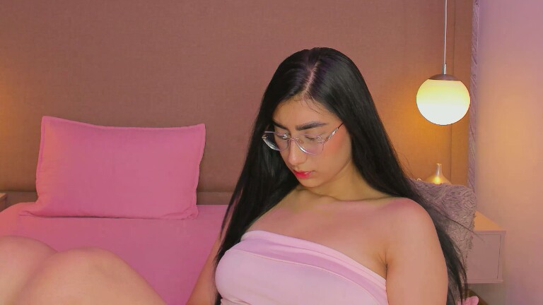 IsabelaTorricelli's Streamate show and profile