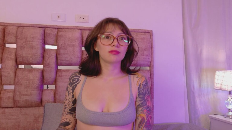 Isabella_Stewart's Streamate show and profile