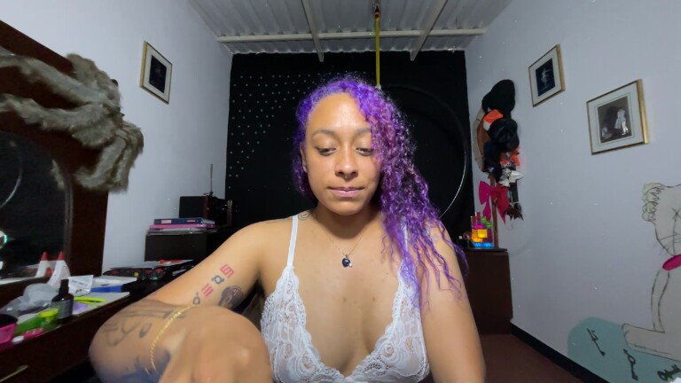 CataBlue's Streamate show and profile