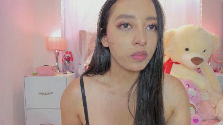 AlexandraWinterr's Streamate show and profile