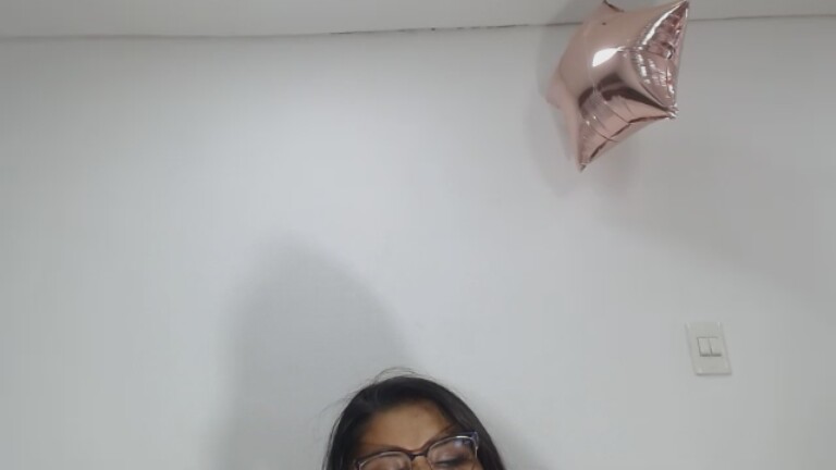 LunaDumont's Streamate show and profile