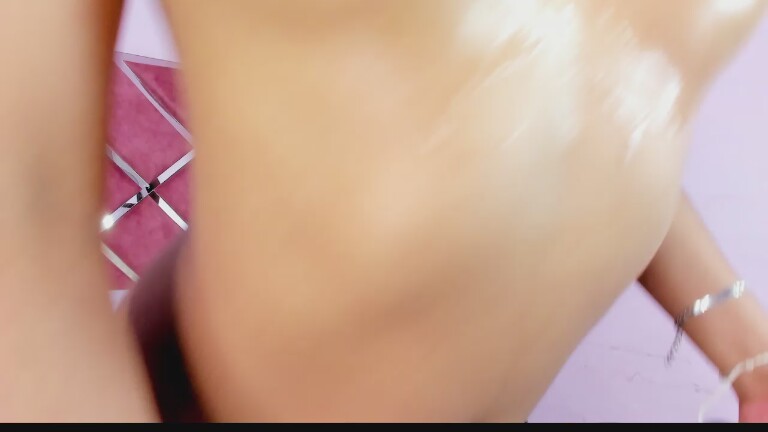 KatiaRosee's Streamate show and profile